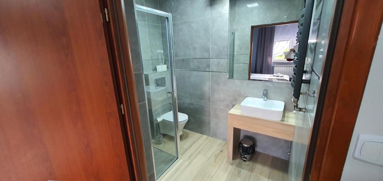 Hotel Bursztynowy Jozefow na Wisla Exterior foto
